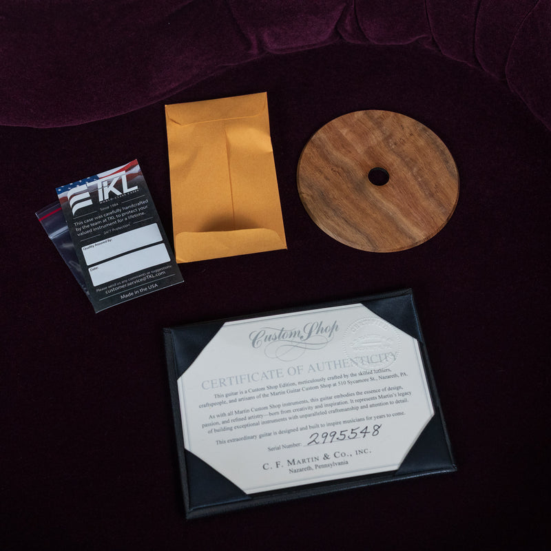 Martin Custom Shop 000-12 Fret Exceptional Broad Figure Koa