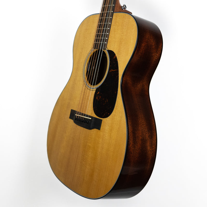 Martin 000-12E Retro