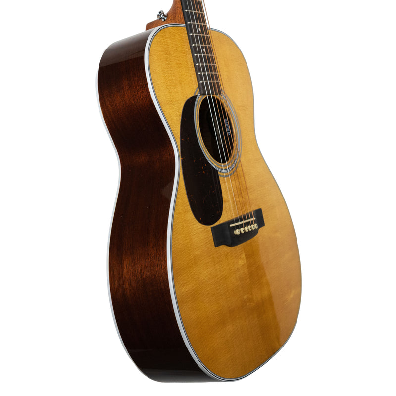 Martin 000-13E Retro Walnut Left