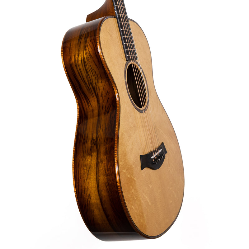 Taylor Custom GC 12-Fret Catch Custom #12 Bearclaw Sitka / Tiger Myrtle