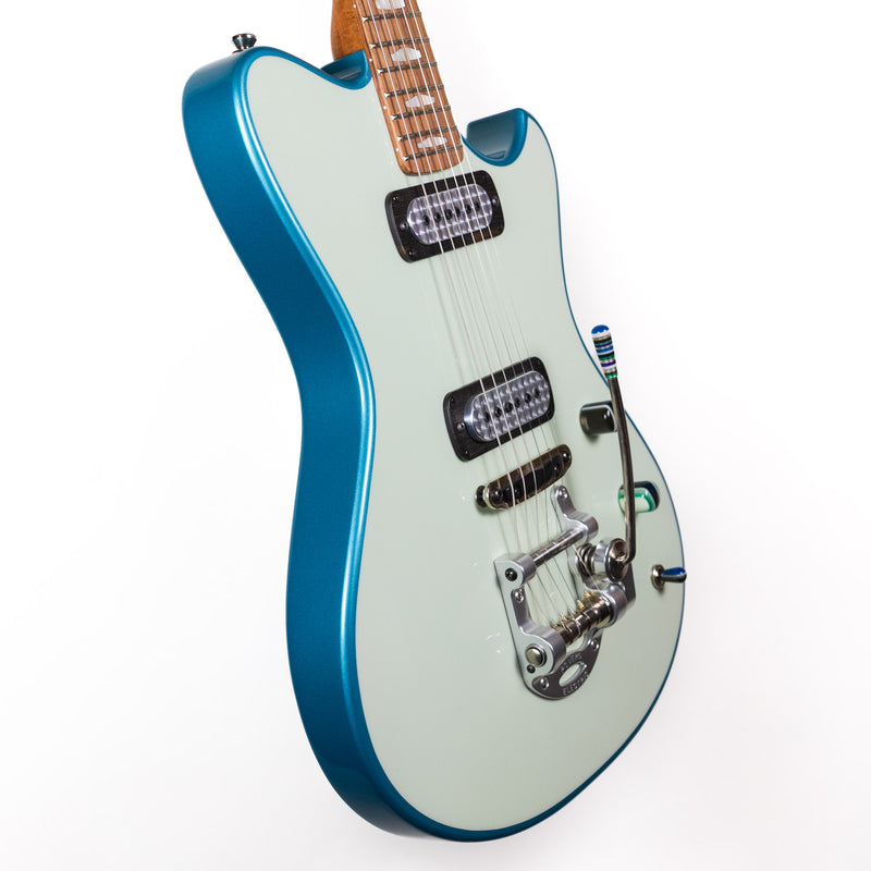 Powers A-Type Glacier White / Tourmaline Green