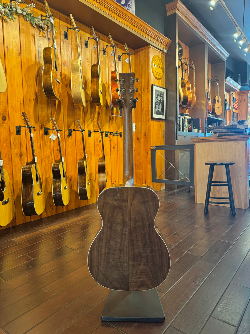 Martin Custom Shop 000 Black Walnut Factory Exclusive
