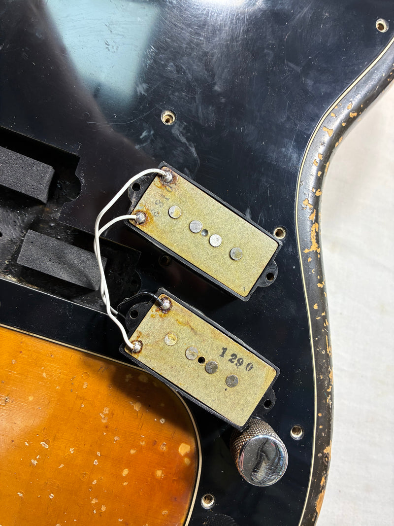 Fender 1966 Precision Bass, Sunburst