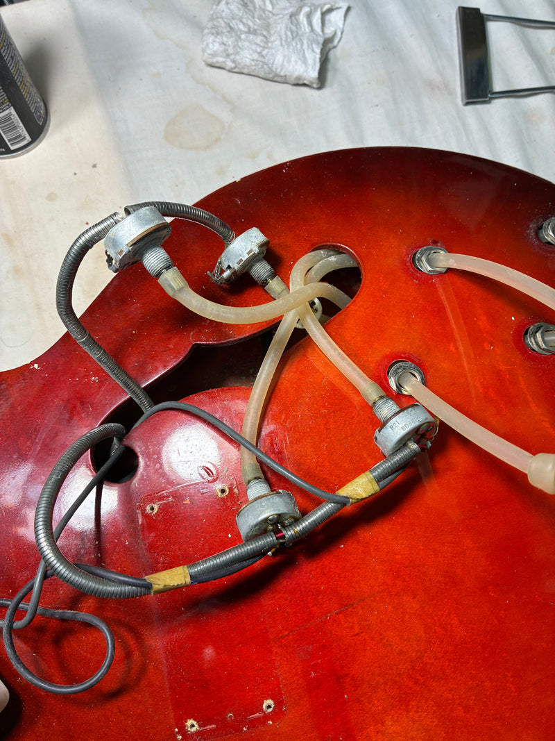 Harmony 1966 Rocket, Cherry Sunburst