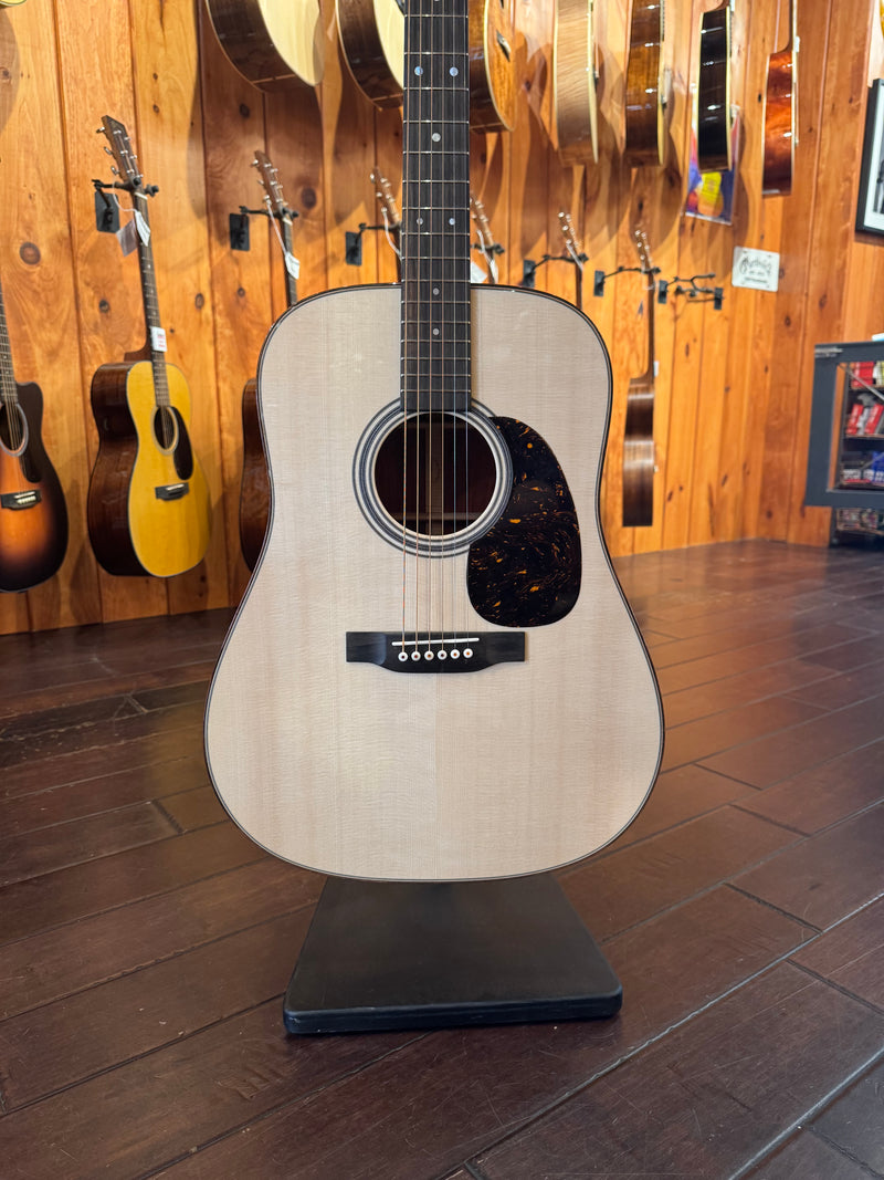 Martin Custom Shop D-14F High Altitude Swiss Spruce & Cocobolo