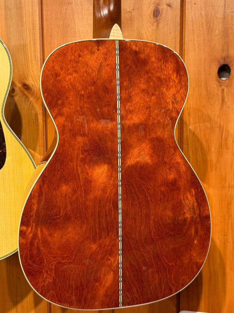 Martin Custom Shop 0-14F High Altitude Swiss Spruce & Quilted Bubinga