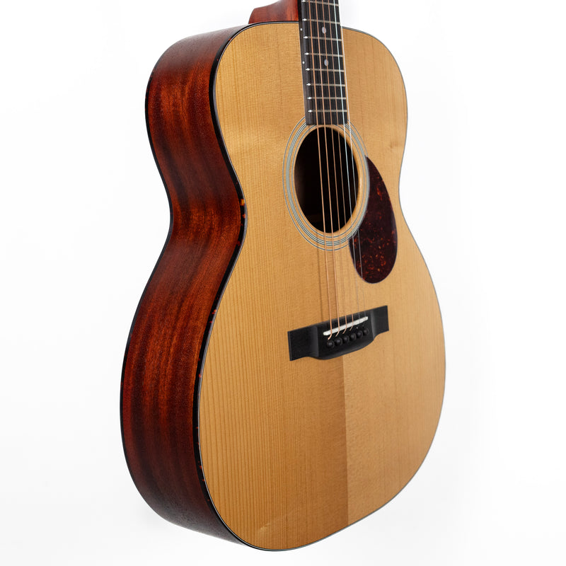 Eastman E1 OM