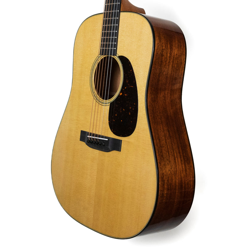 Martin D-18