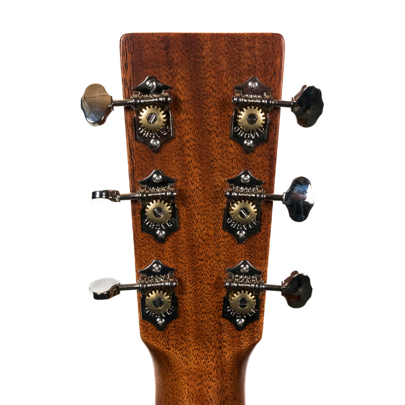 Martin D-18