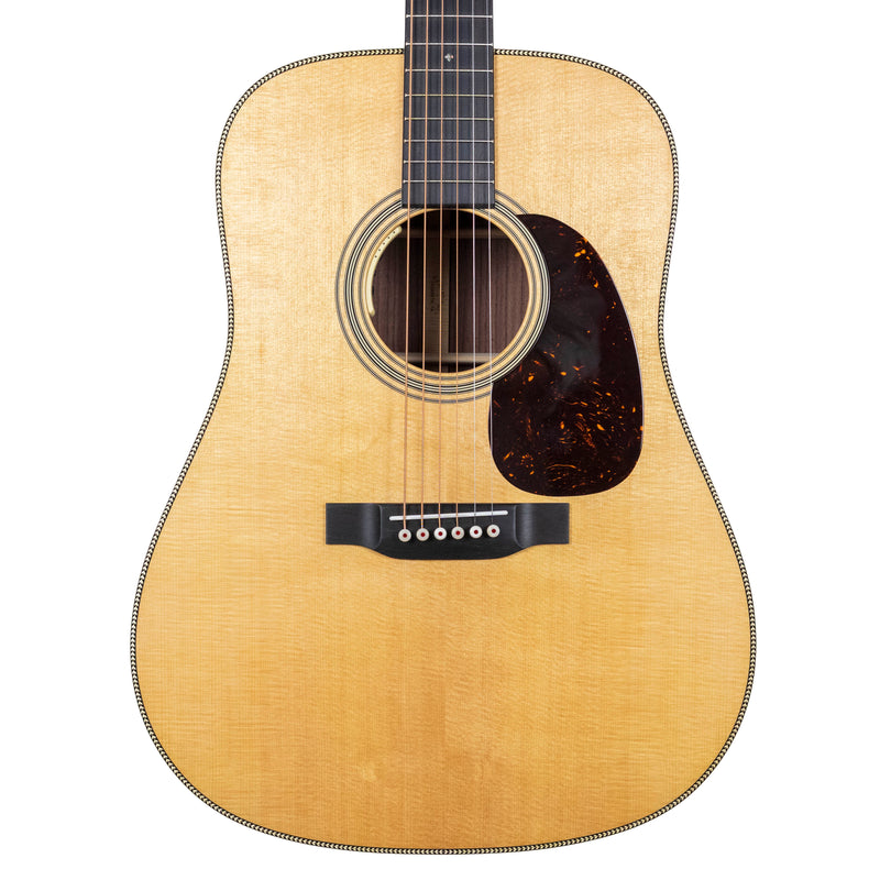 Martin HD-28E, LR Baggs Electronics