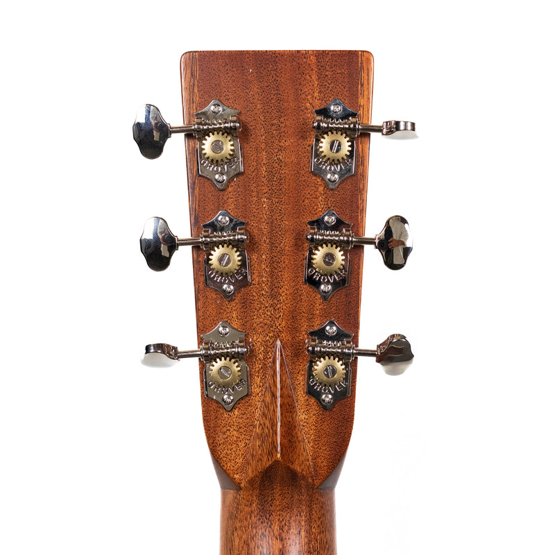 Martin HD-28E, LR Baggs Electronics