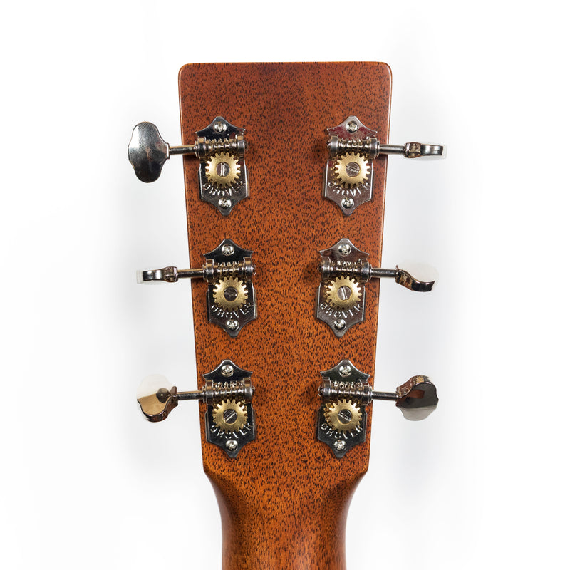 Martin 00-18