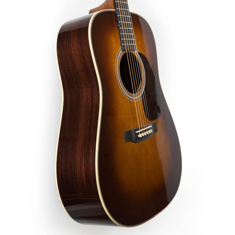 Martin HD-28 Ambertone