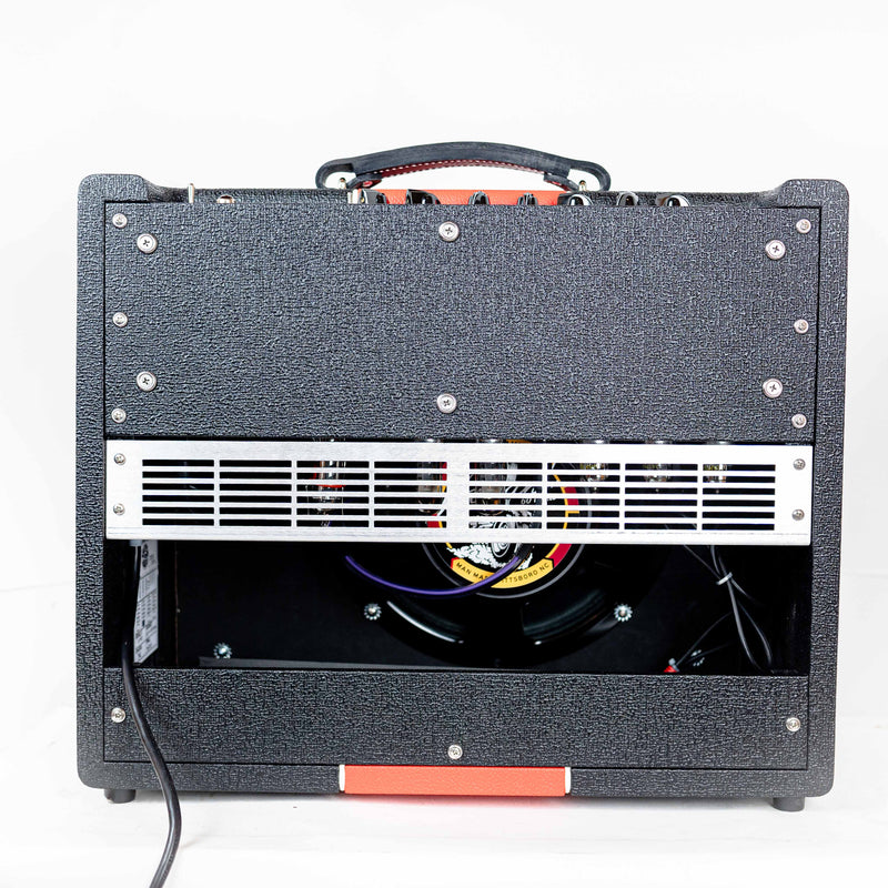 Carr Super Bee 1x12 Black & Red Stripe